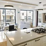 Mellieha, Luxury 3 Bedroom Azure Maisonette Apartment *