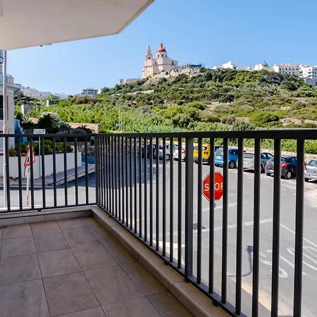 公寓 Mellieha, Luxury 3 Bedroom Azure Maisonette 梅利哈