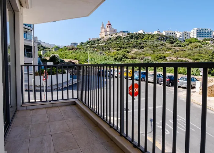 Διαμέρισμα Mellieha, Luxury 3 Bedroom Azure Maisonette Mellieħa